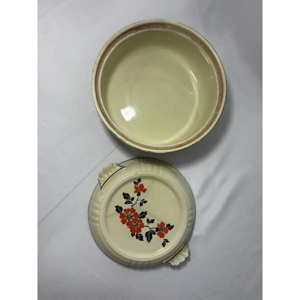 🌺Vintage Hall's Superior Kitchenware Red Poppy Casserole Dish‎ with Lid